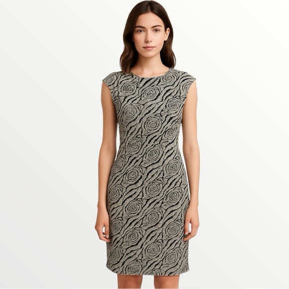 Boutique Item Dresses & Skirts - Vintage Black & Light Gray Rose-Print Knitted Dress